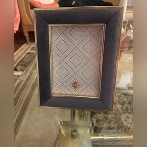 Elegant Black & Gold 5x7 Picture Frame – Classic Home Decor